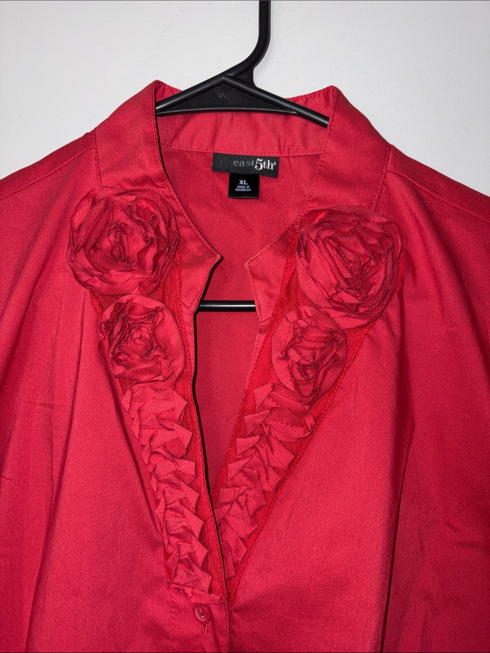 Bright Red Ruffled Collar Button-Up Blouse with Fabric Flowers XL